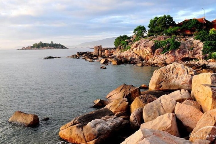 Hòn Chồng - Nha Trang